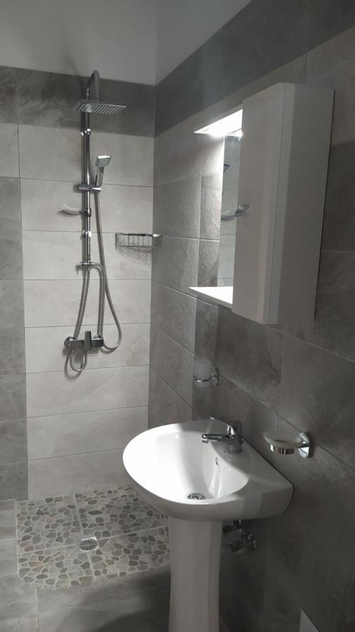 Πλατανακι 2 Seaview Apartment Ándros Esterno foto